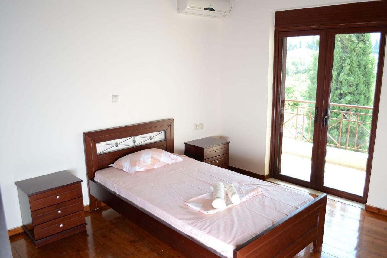 Villa Bella Loukisia Loukissia 外观 照片