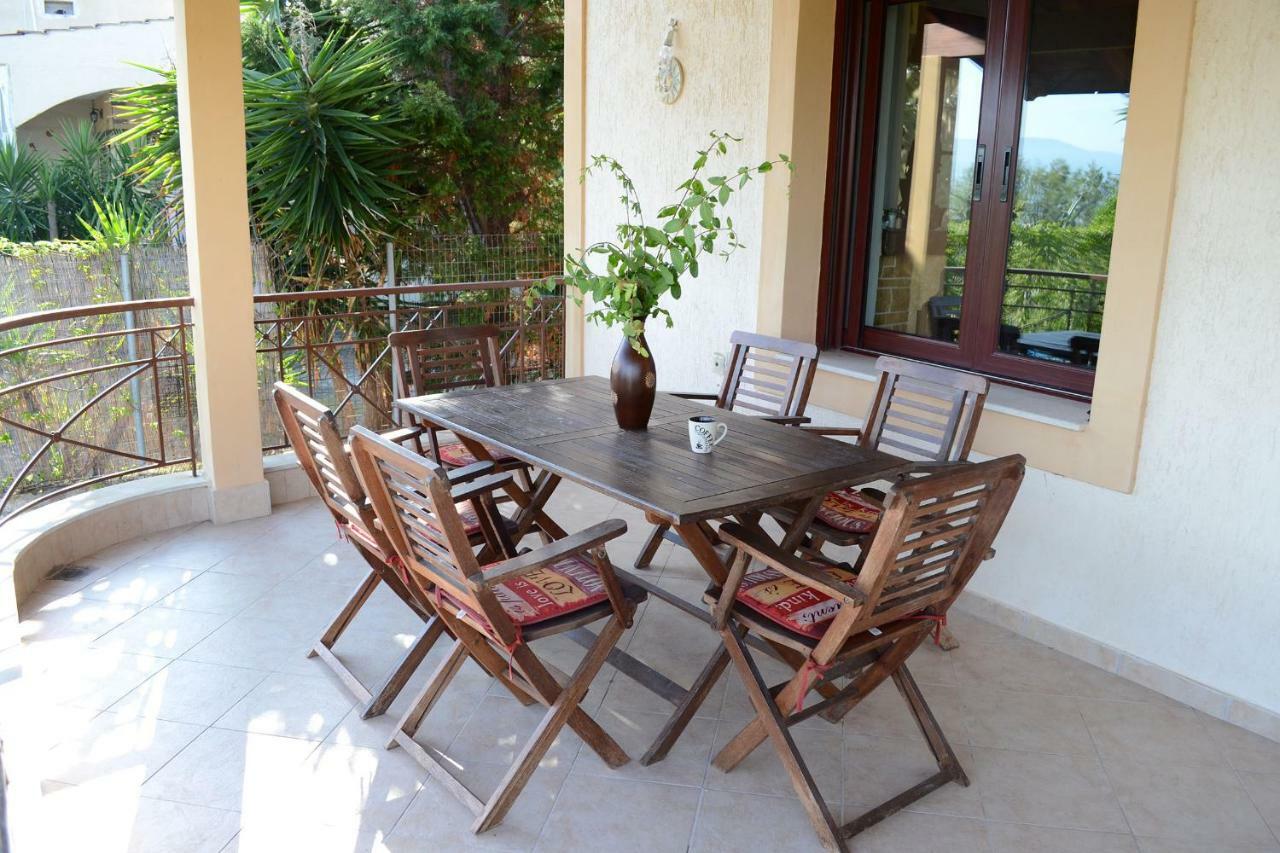 Villa Bella Loukisia Loukissia 外观 照片